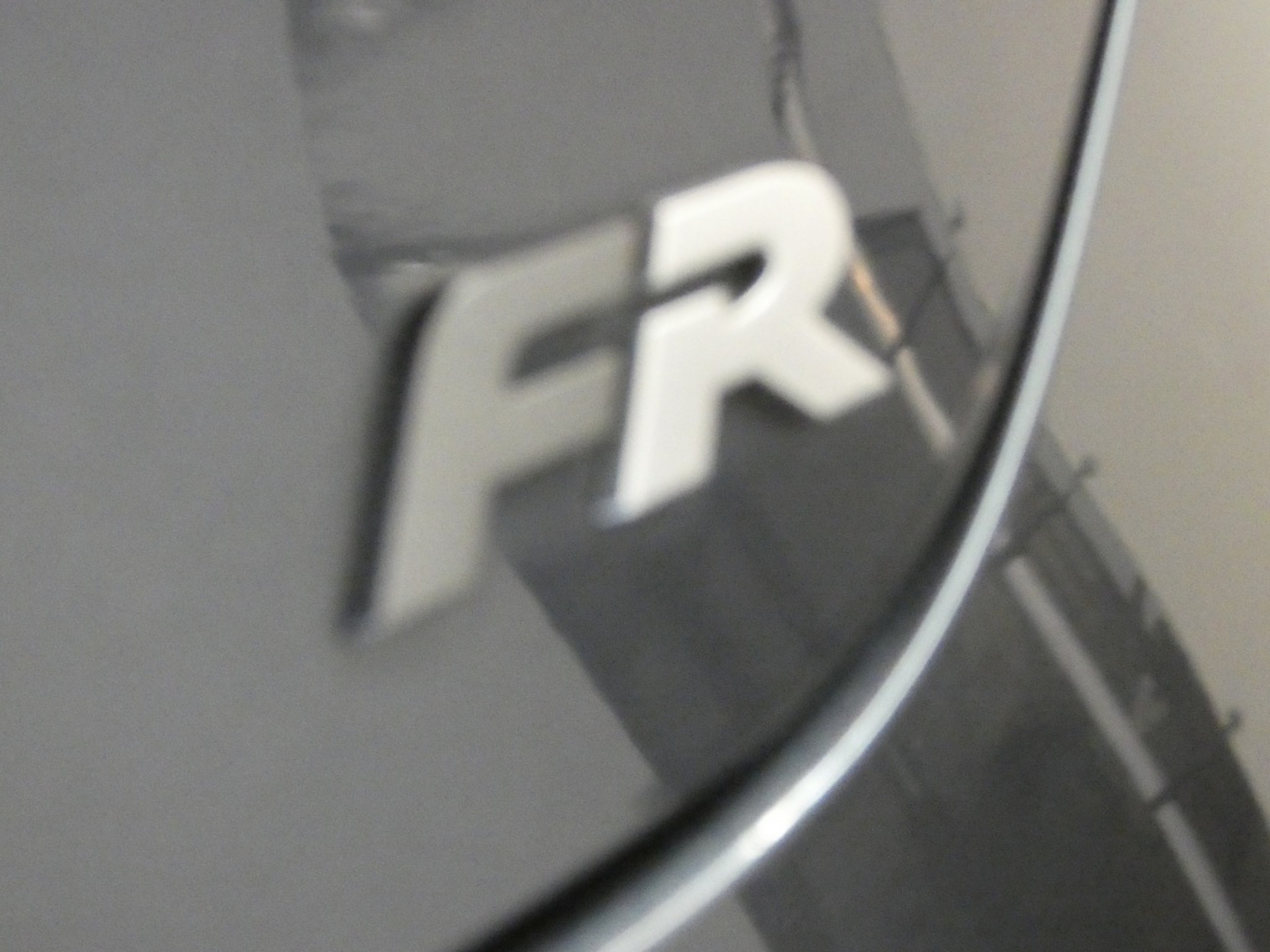 42260465-14.jpg
