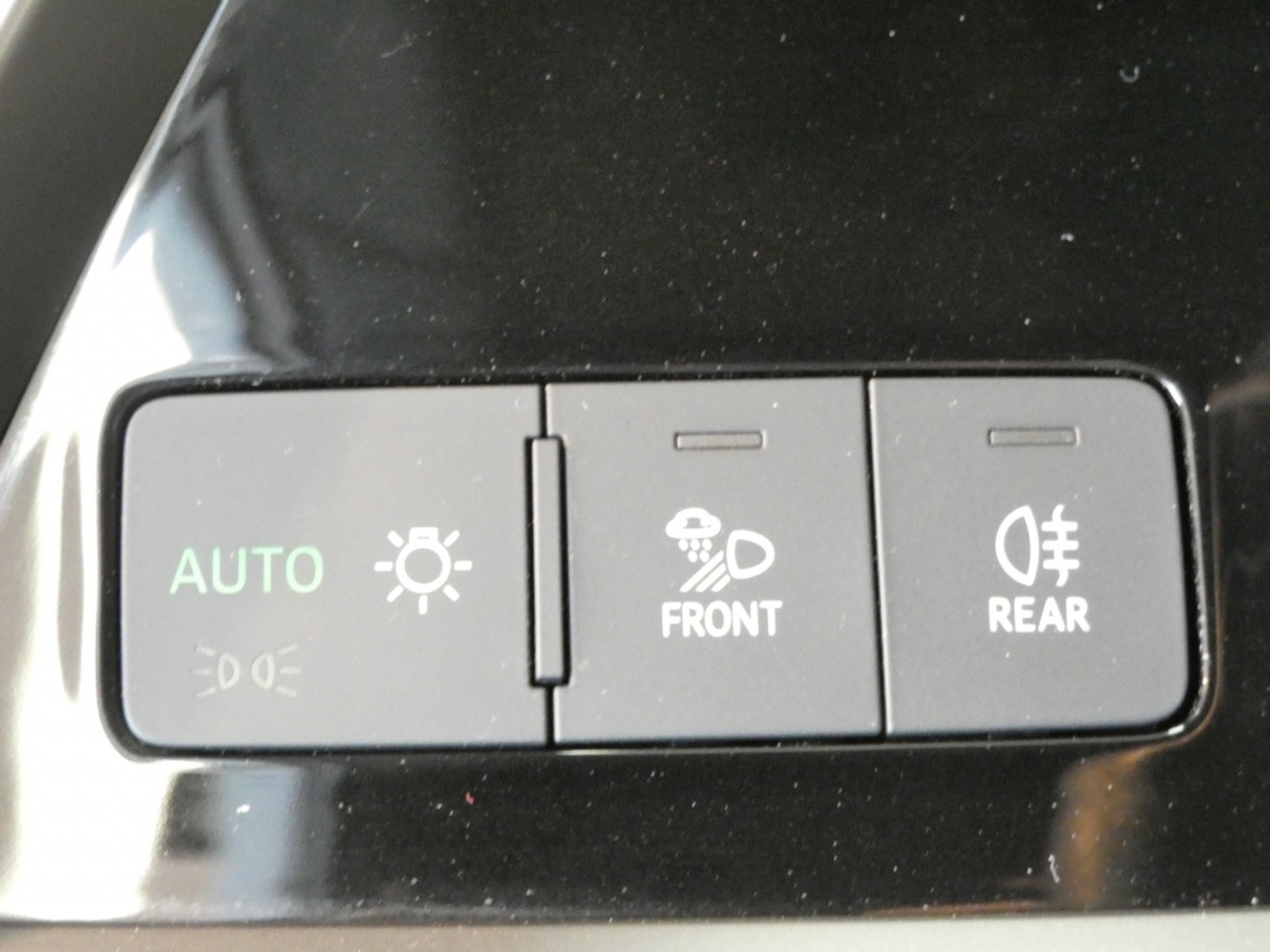43860576-19.jpg