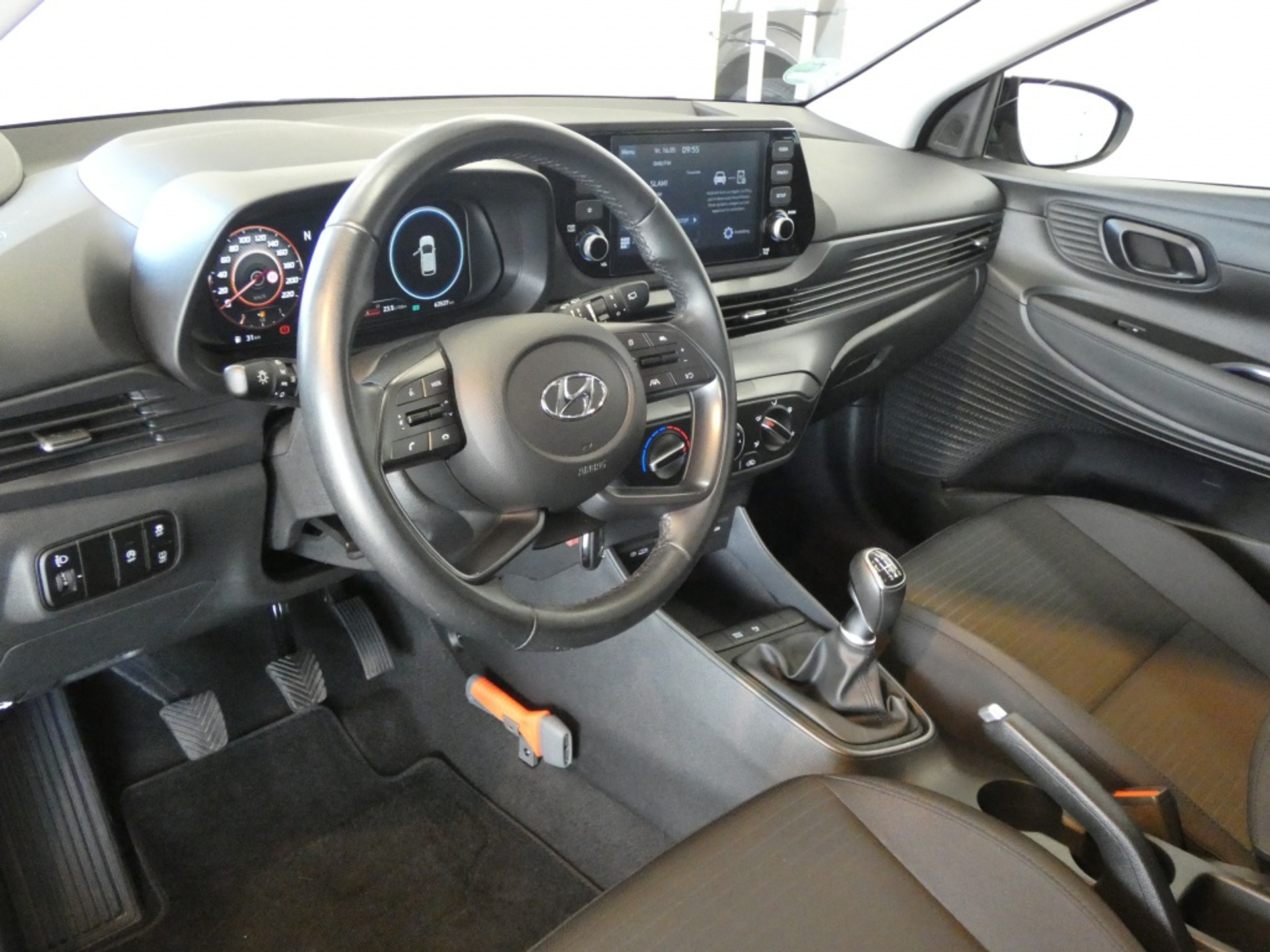44957656-8.jpg