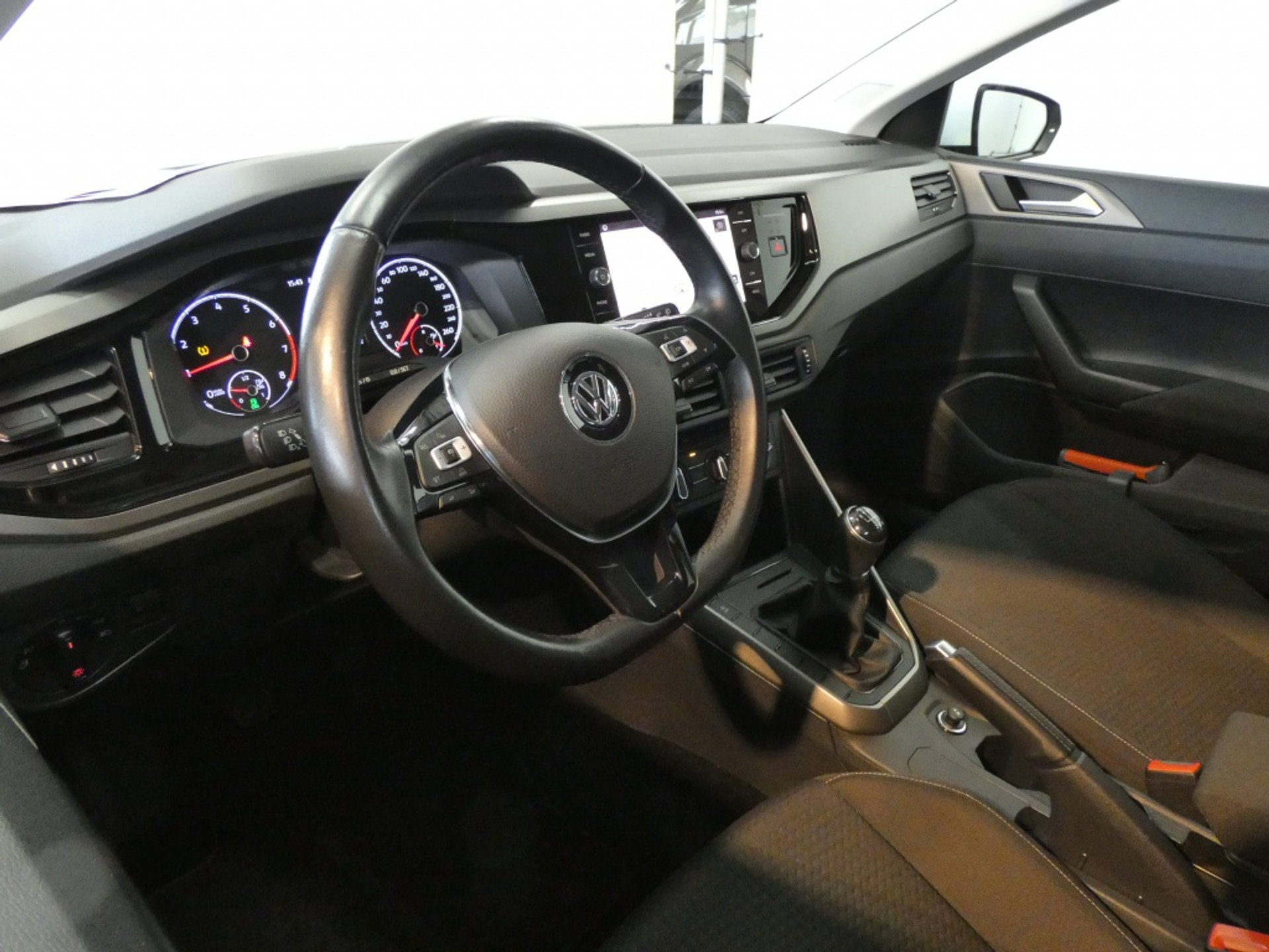 44990005-8.jpg
