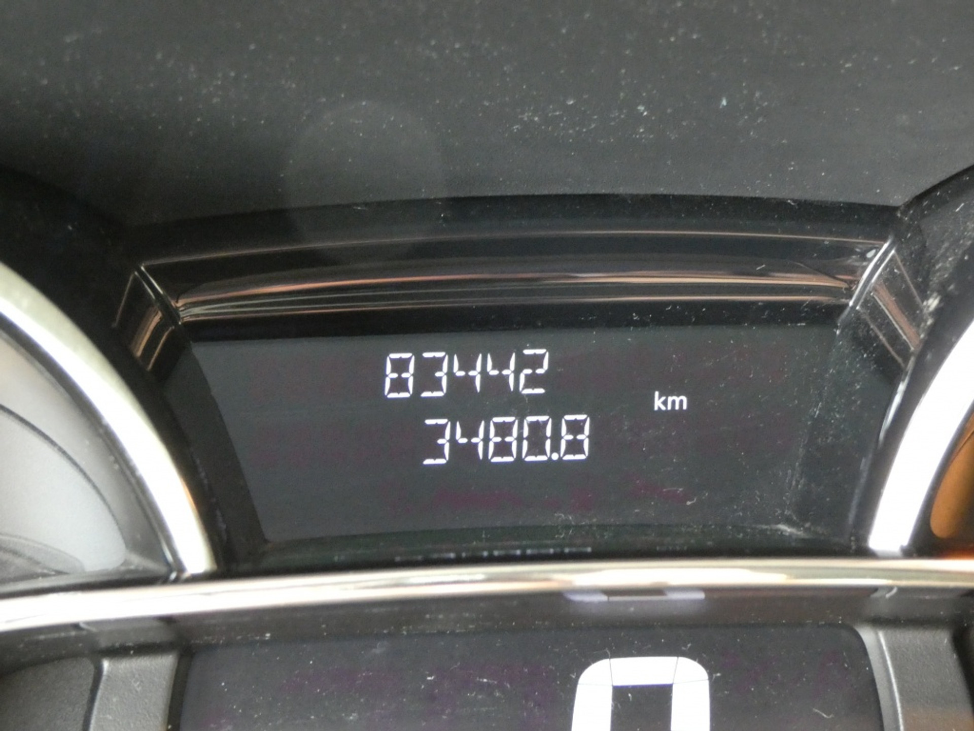 45463253-22.jpg