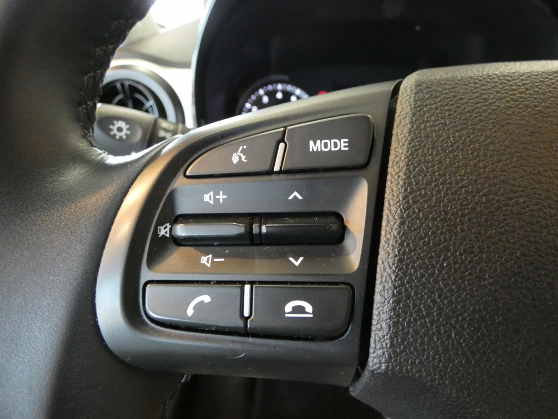 45490090-13.jpg