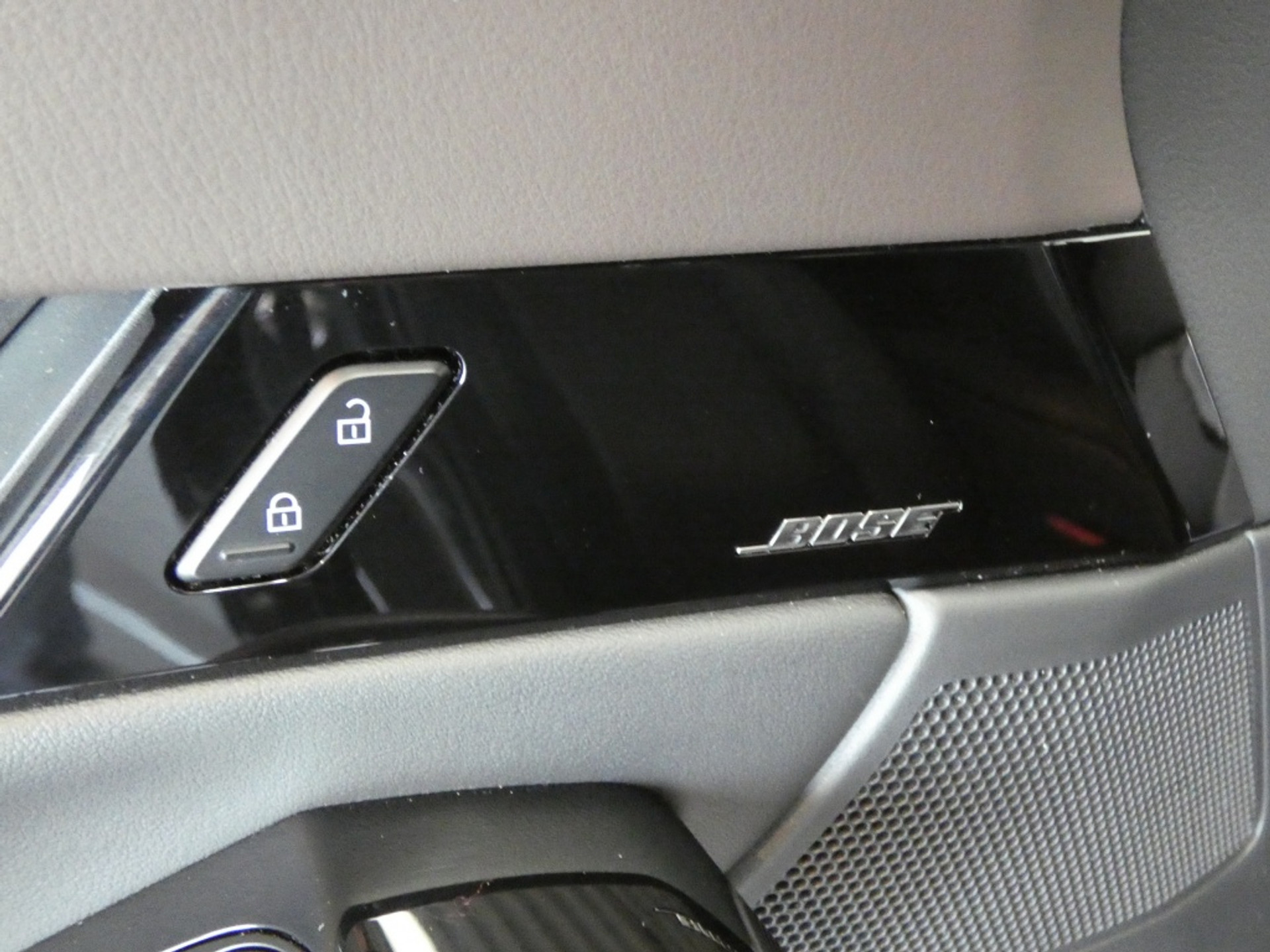 45491275-18.jpg