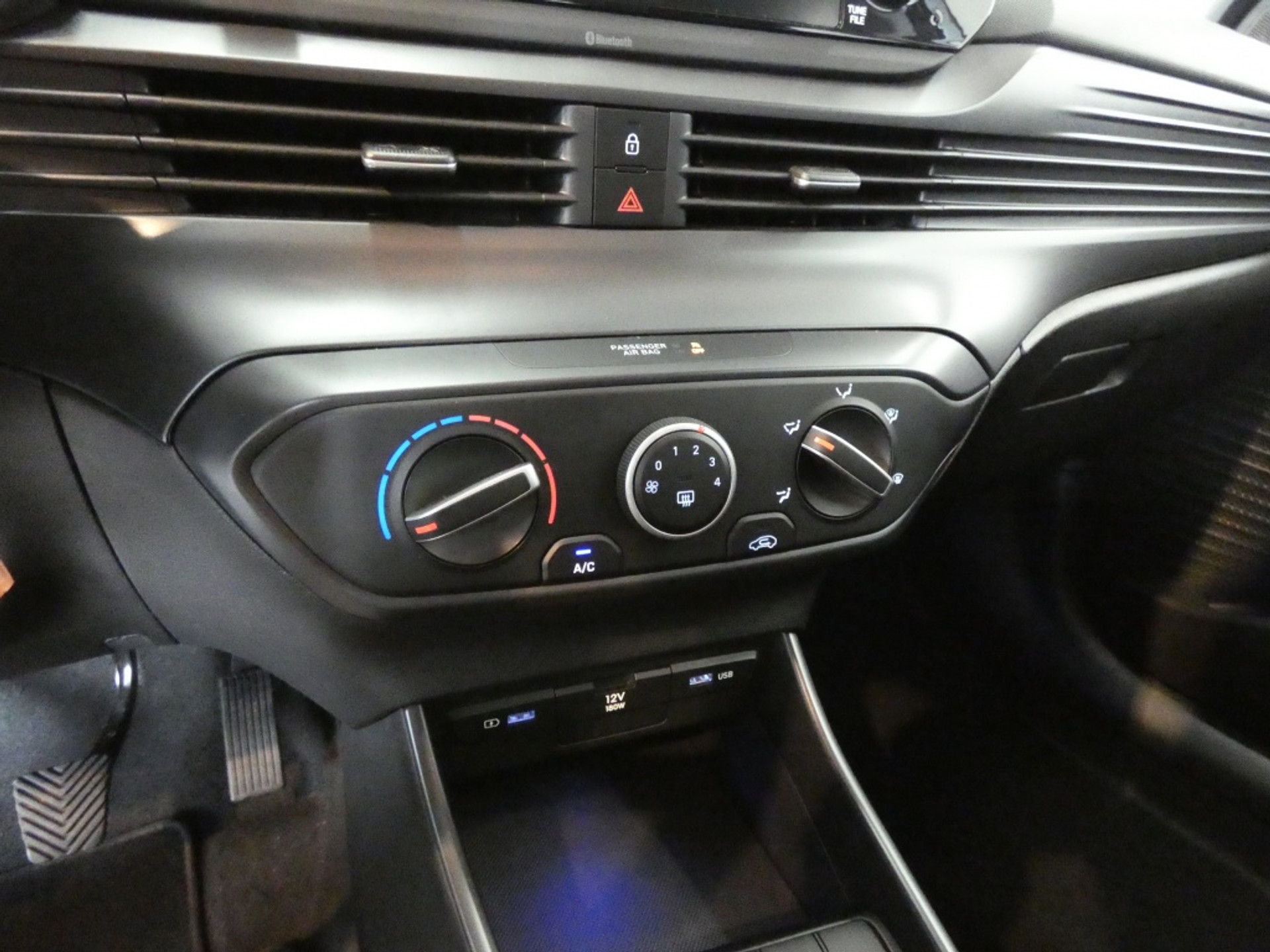 45784843-14.jpg