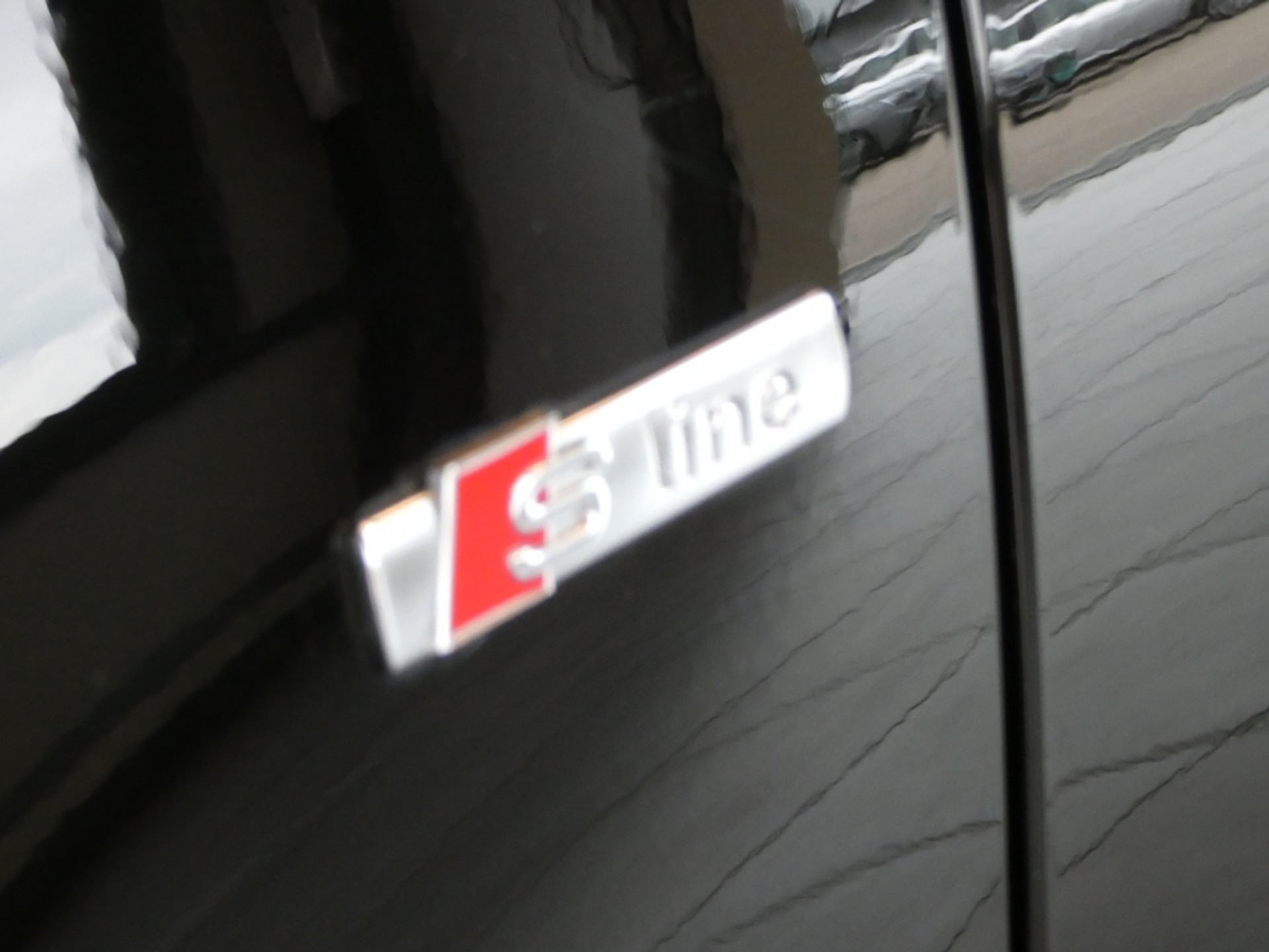 45802068-13.jpg