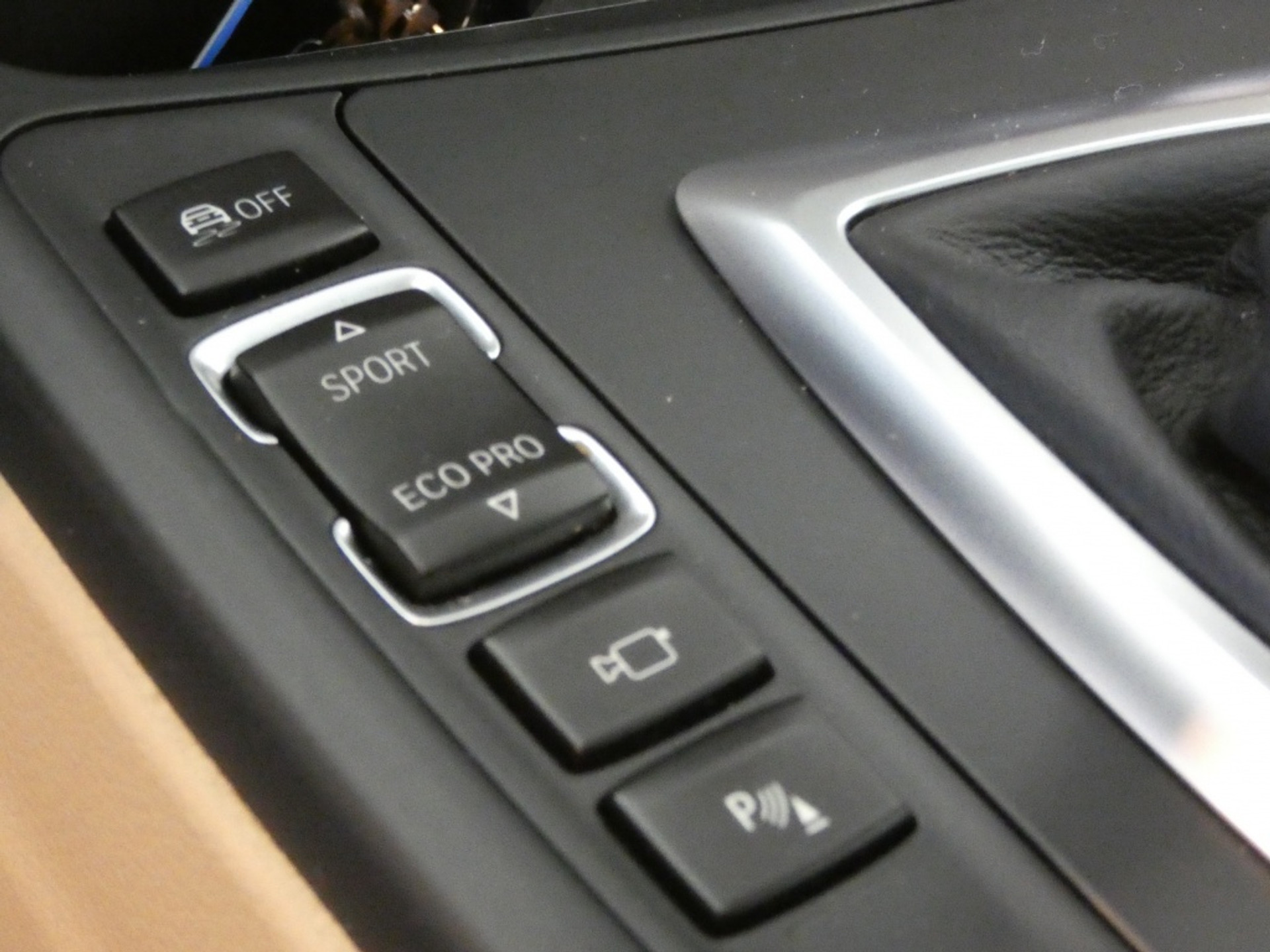 45911337-15.jpg