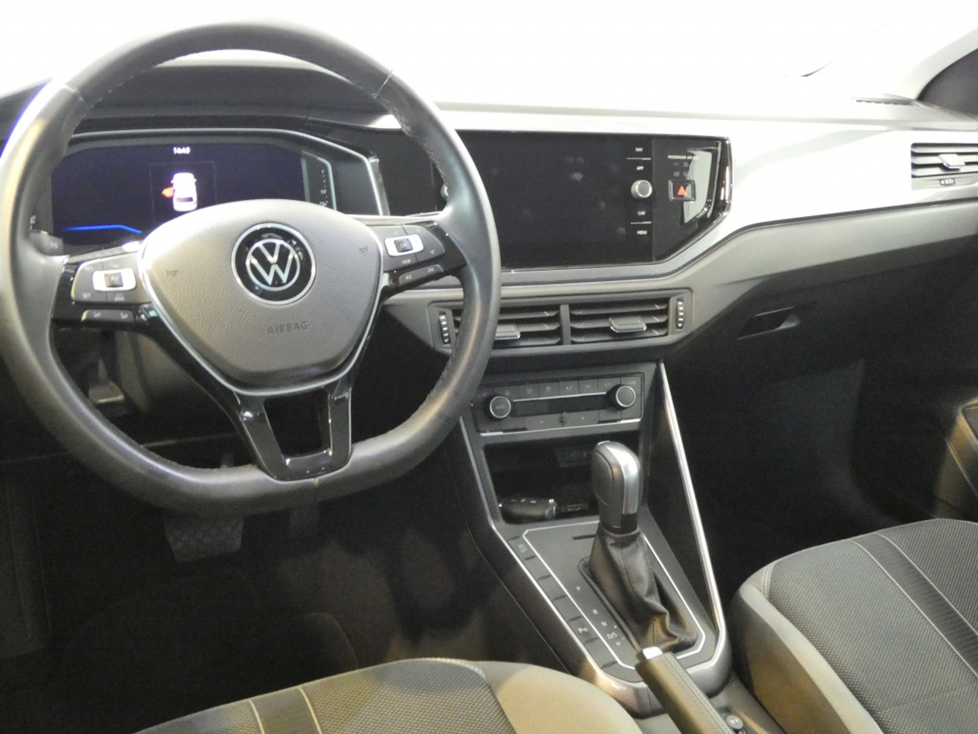 46494699-7.jpg
