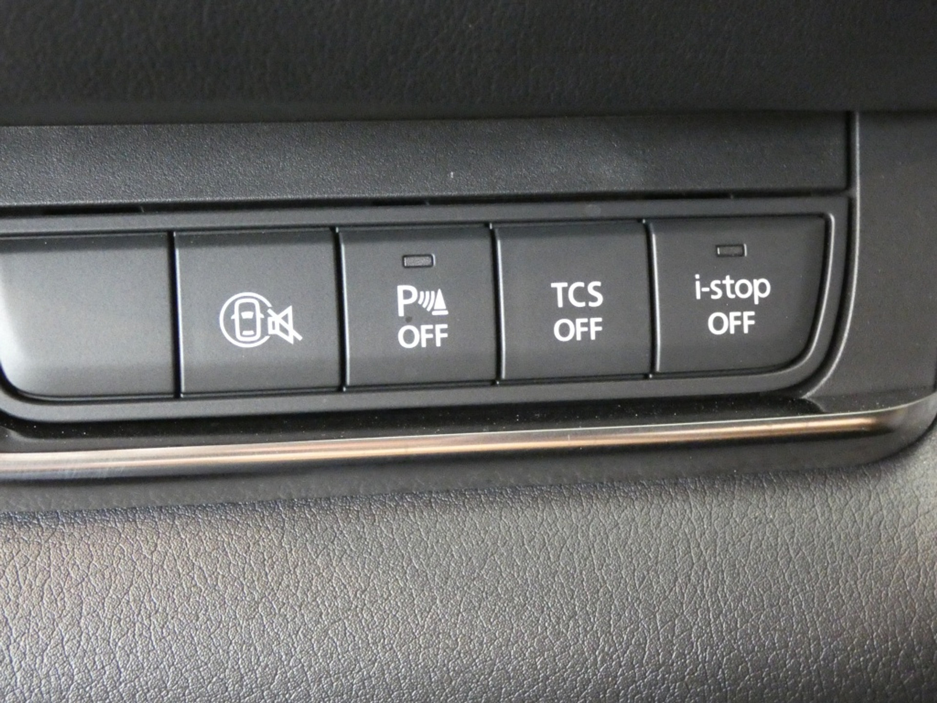 46494763-23.jpg