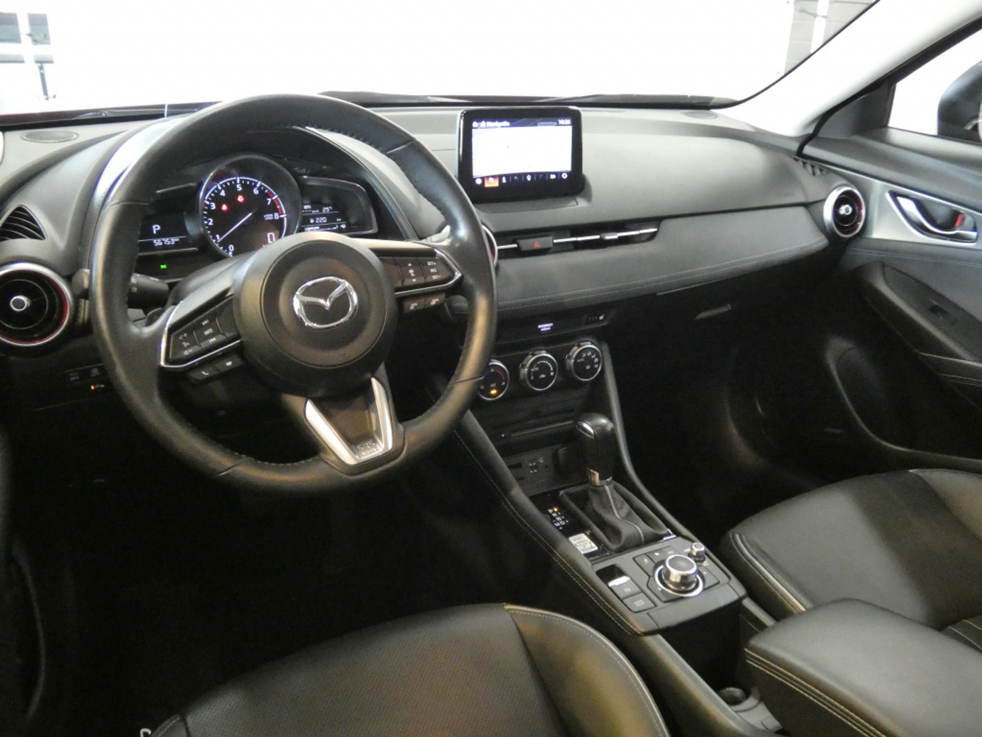 46829638-8.jpg