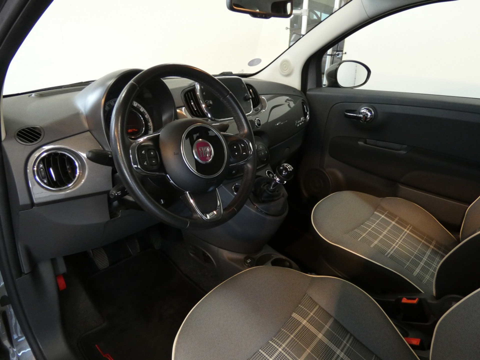 47535023-13.jpg
