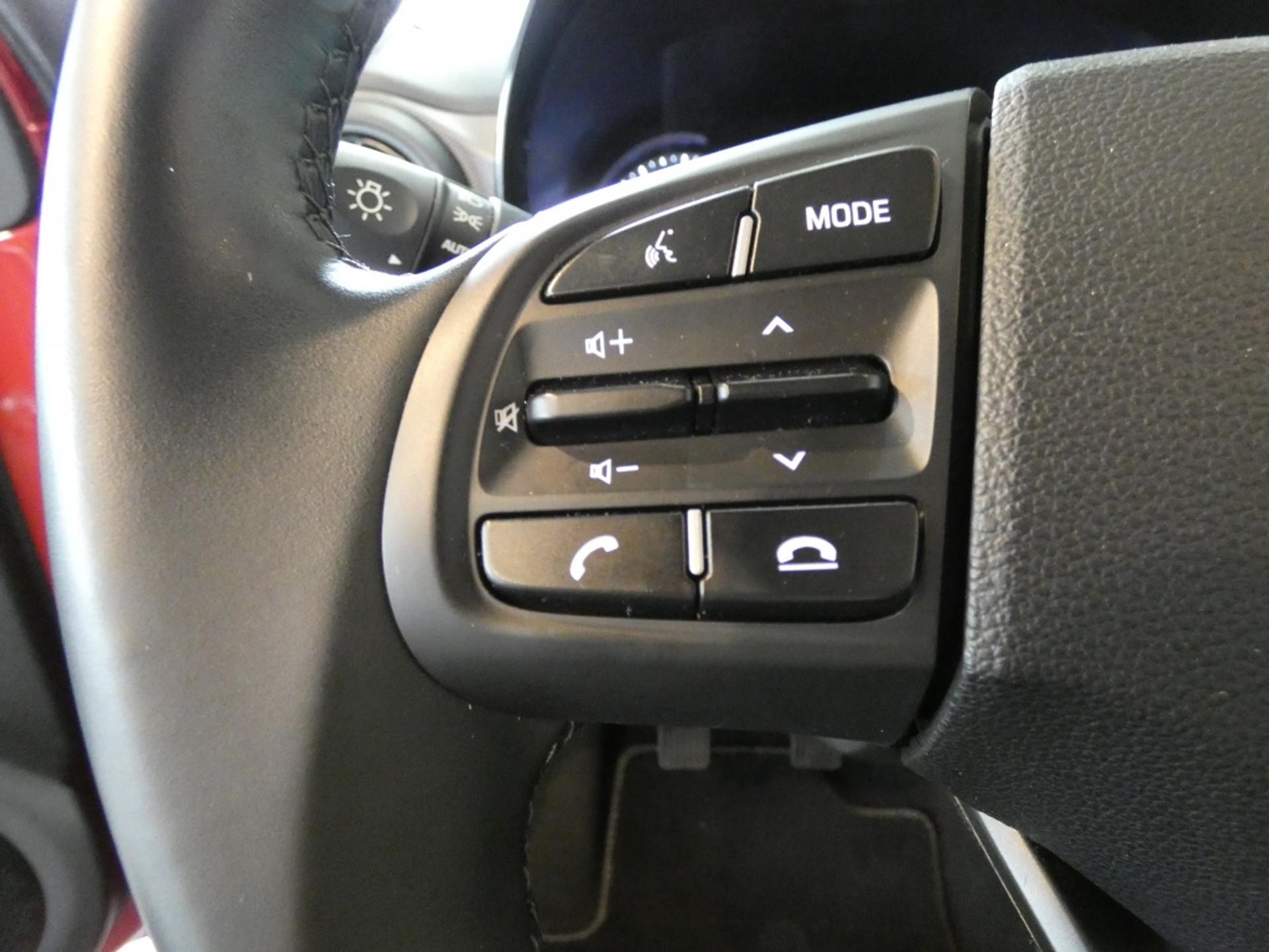 48455515-15.jpg