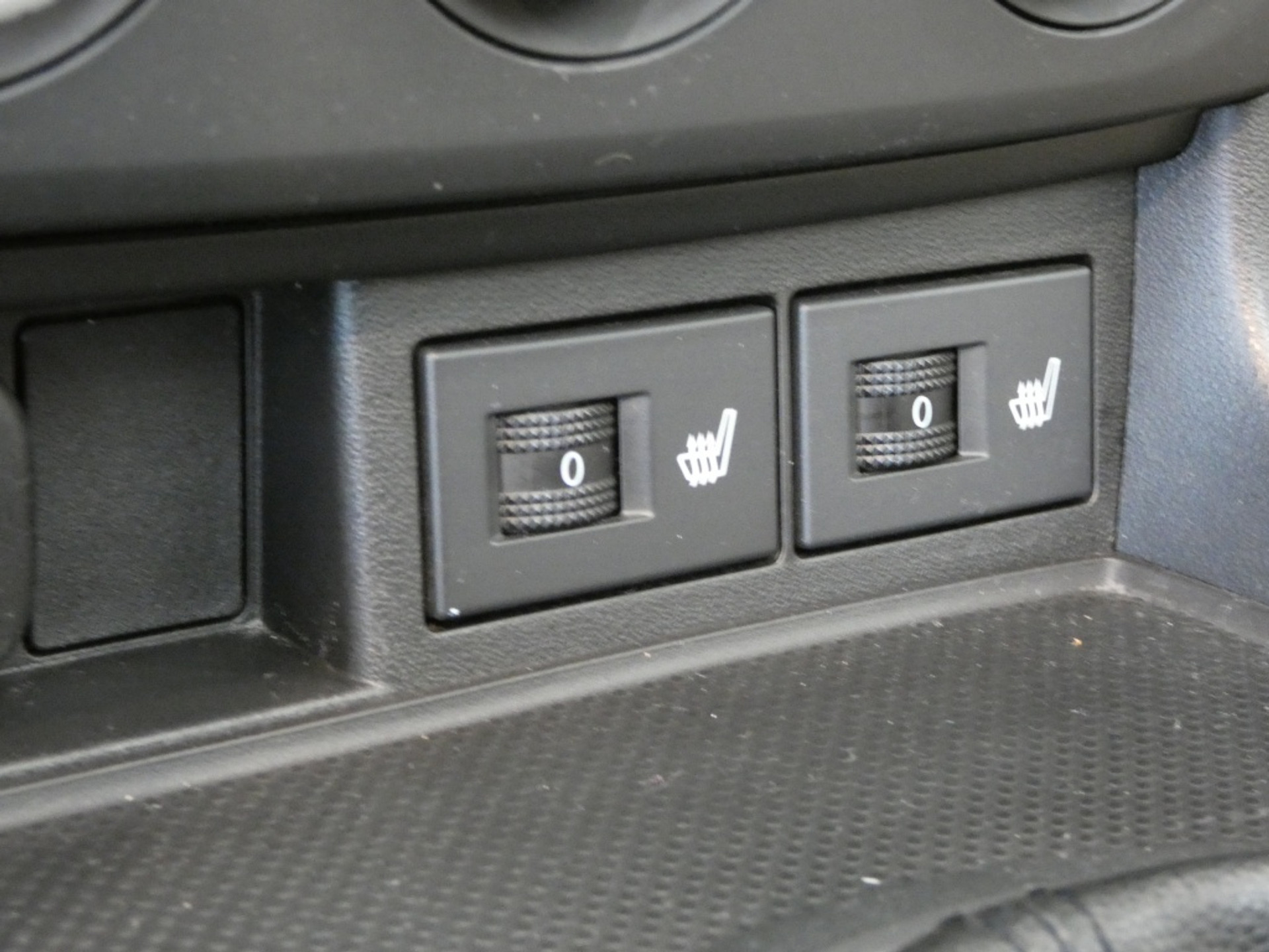 54543888-20.jpg